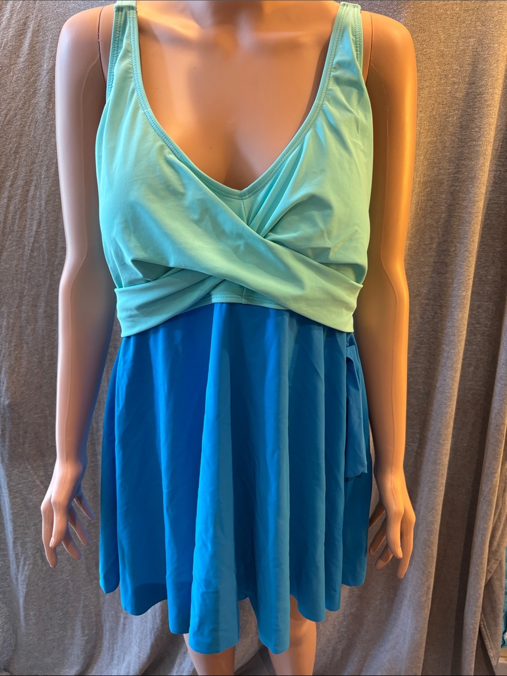 Maternity Swimsuit - 2-piece blue and teal